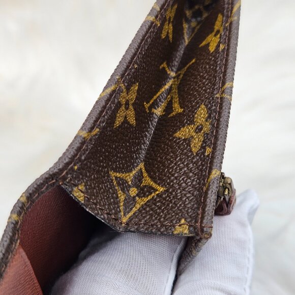 LV Monogram Pochette Rabat 17 Clutch - Picture 11 of 17